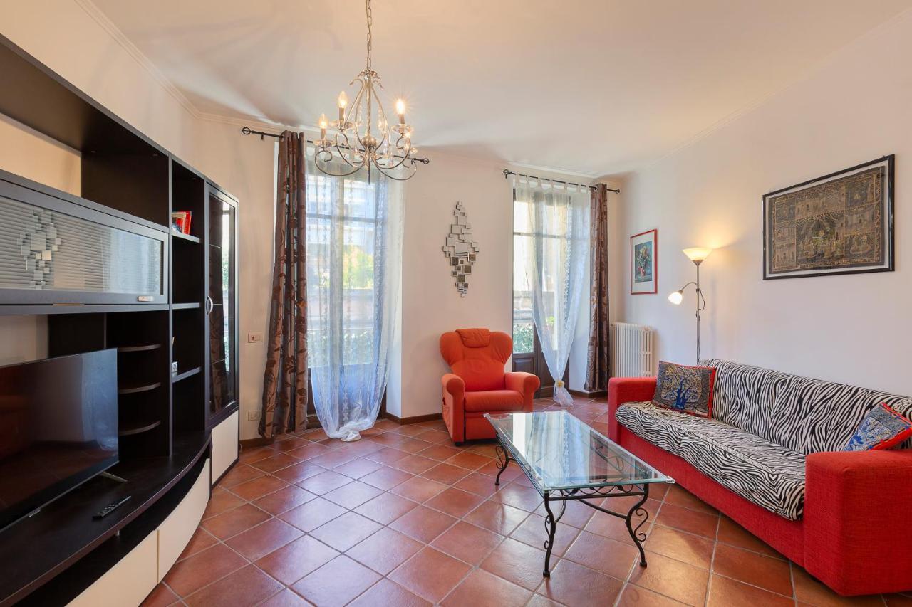 Dolfin - Nel Centro Di Stresa - By Impero House Apartman Kültér fotó