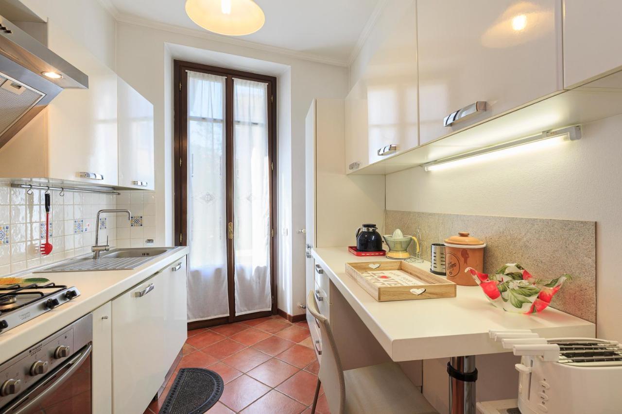 Dolfin - Nel Centro Di Stresa - By Impero House Apartman Kültér fotó